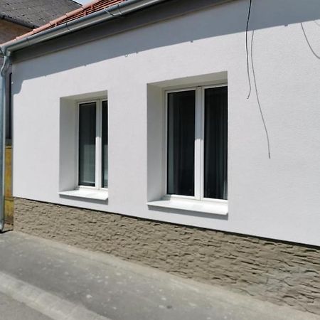 Tifani Apartman Keszthely Exterior foto